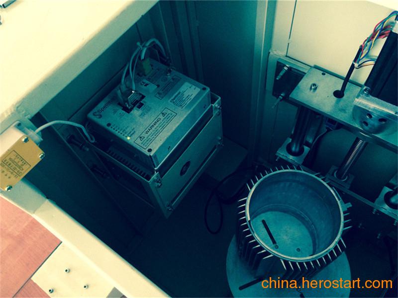 ��Ӧ��ѹ���ؽṹX�������ֳ���ϵͳ